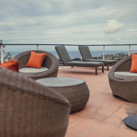 Buddy's House Capelas (Sao Miguel)